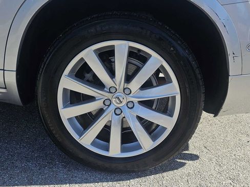 Used 2018 Volvo XC90 T5 Momentum w/ Convenience Package FWD image 4