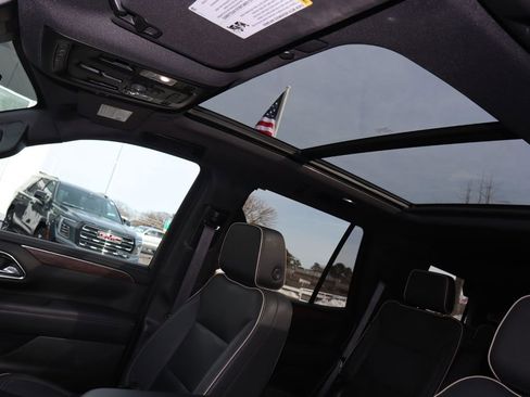 Used 2023 Chevrolet Tahoe Premier w/ Premium Package 2 image 15