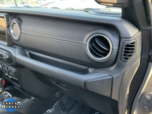 Used 2022 Jeep Wrangler Unlimited Sahara w/ Cold Weather Group image 64