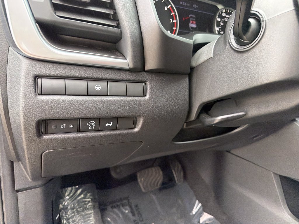 Certified 2023 Nissan Rogue SV w/ SV Premium B Package AWD/4WD image 21