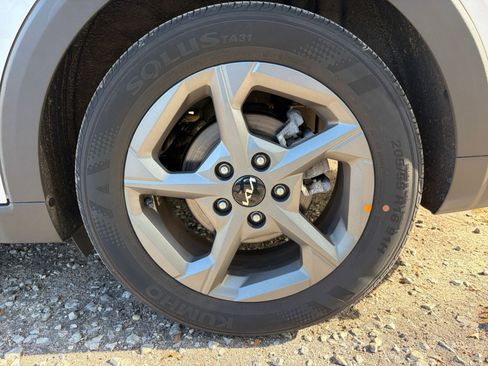 Used 2025 Kia K4 FWD image 29