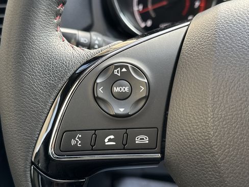 Used 2020 Mitsubishi Outlander Sport Black Edition image 17