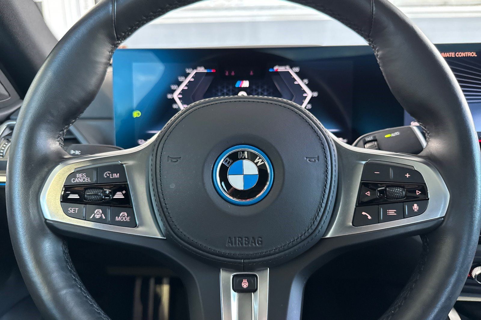 Certified 2023 BMW i4 eDrive40 w/ M Sport Package RWD image 29