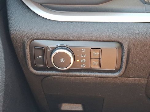 Used 2023 Ford Explorer XLT w/ Equipment Group 202A AWD/4WD image 24