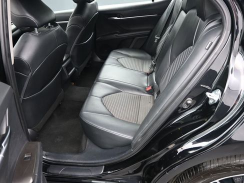 Used 2021 Toyota Camry SE image 20