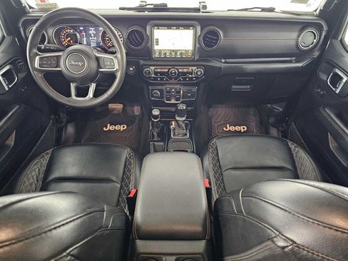 Used 2023 Jeep Gladiator Overland AWD/4WD image 18