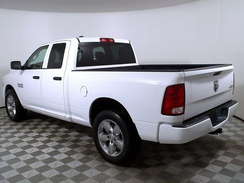 Used 2018 RAM 1500 Express w/ Express Value Package AWD/4WD image 9