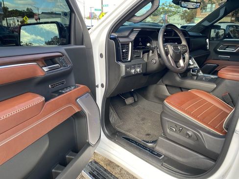 Certified 2024 GMC Sierra 1500 Denali Ultimate image 9