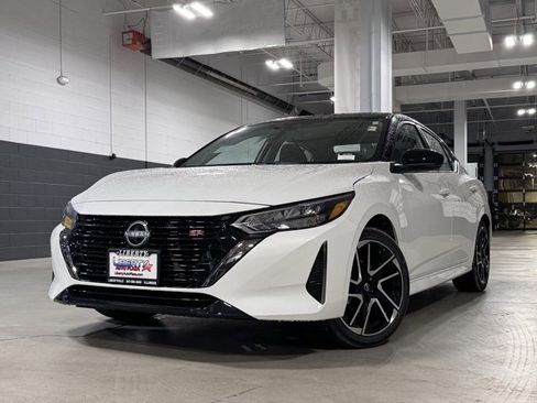 New 2025 Nissan Sentra SR image 35