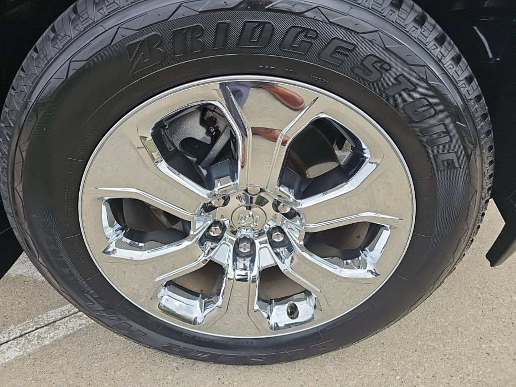 Certified 2024 RAM 1500 Big Horn AWD/4WD image 2