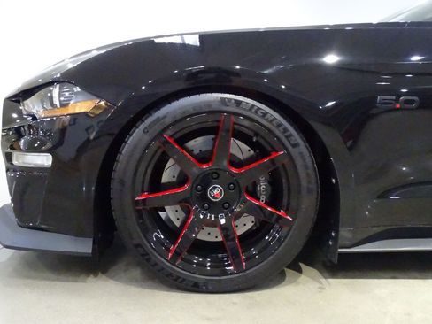 Used 2018 Ford Mustang GT RWD image 29