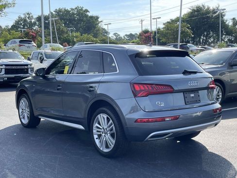 Used 2018 Audi Q5 2.0T Premium Plus w/ Premium Plus Package AWD/4WD image 5