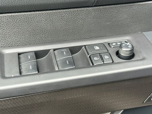 Certified 2025 Toyota Tundra TRD Pro AWD/4WD image 14