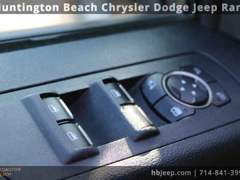 Used 2019 Ford F150 Raptor w/ Equipment Group 802A Luxury image 13