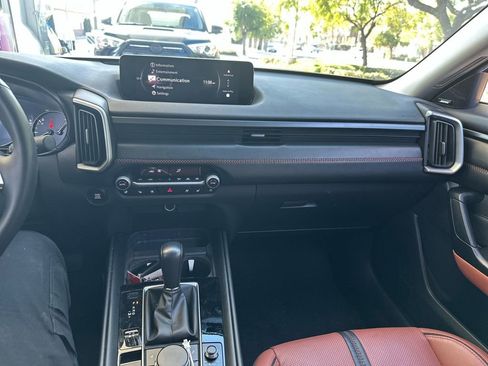 Used 2025 MAZDA CX-50 Meridian Edition w/ Apex Package image 9