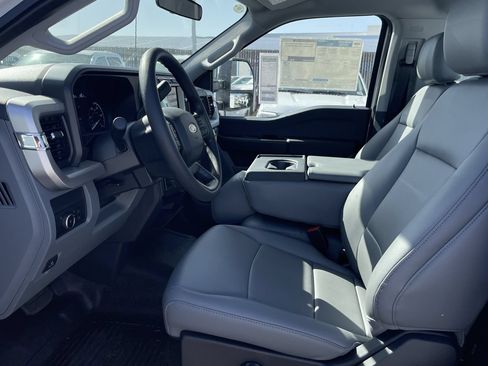 New 2024 Ford F550 2WD Regular Cab Super Duty w/ XL Chrome Package image 17
