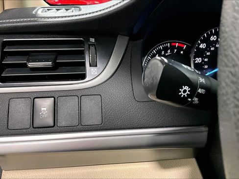 Used 2012 Toyota Camry LE image 15