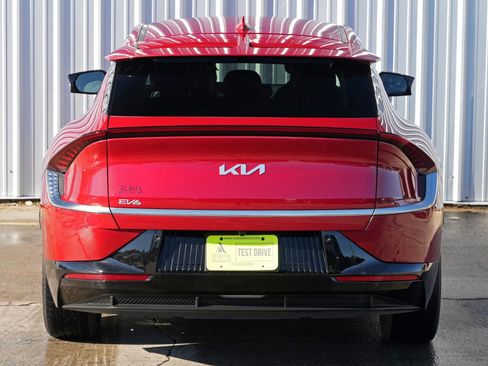 Used 2022 Kia EV6 Wind image 50