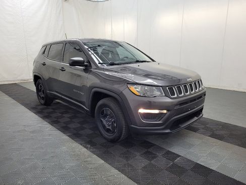Used 2019 Jeep Compass Sport FWD image 13