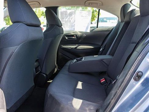 Used 2022 Toyota Corolla LE image 18