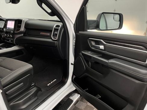 Used 2023 RAM 1500 Big Horn AWD/4WD image 31