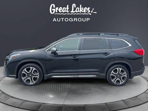 Used 2023 Subaru Ascent Limited w/ Technology Package AWD/4WD image 2