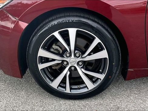 Used 2017 Nissan Maxima Platinum FWD image 29