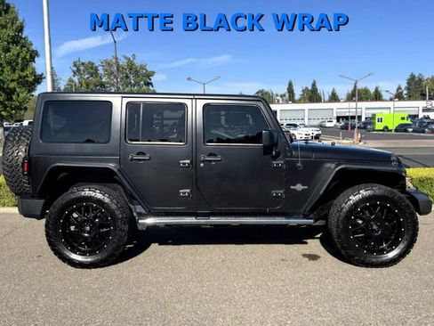 Used 2015 Jeep Wrangler Unlimited Sport AWD/4WD image 5