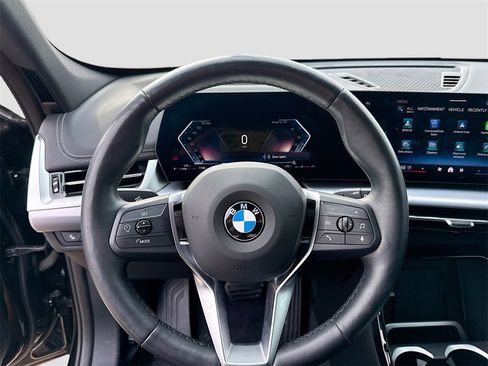 Used 2024 BMW X1 xDrive28i w/ Technology Package image 13