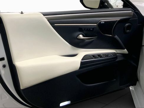 Used 2021 Lexus ES 350 F Sport w/ Special Edition FWD image 20