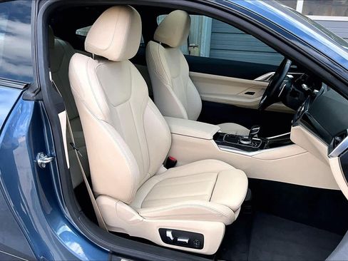 Used 2021 BMW 430i Coupe w/ Convenience Package image 12