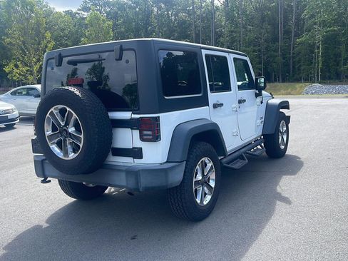 Used 2017 Jeep Wrangler Unlimited Sport w/ Quick Order Package 24S AWD/4WD image 7