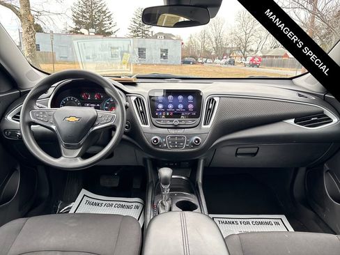 Used 2023 Chevrolet Malibu LT image 16