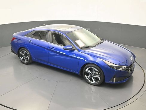 Used 2023 Hyundai Elantra Limited FWD image 53