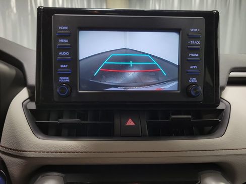 Used 2019 Toyota RAV4 XLE w/ Convenience Package AWD/4WD image 21