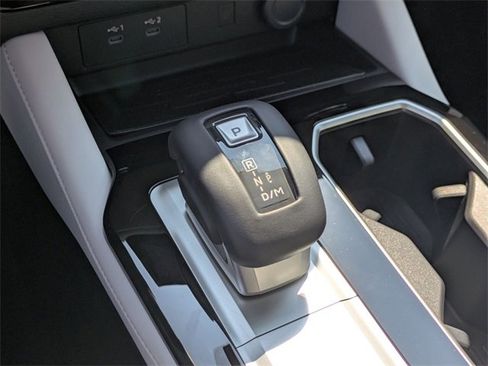 New 2025 Mitsubishi Outlander SEL image 24