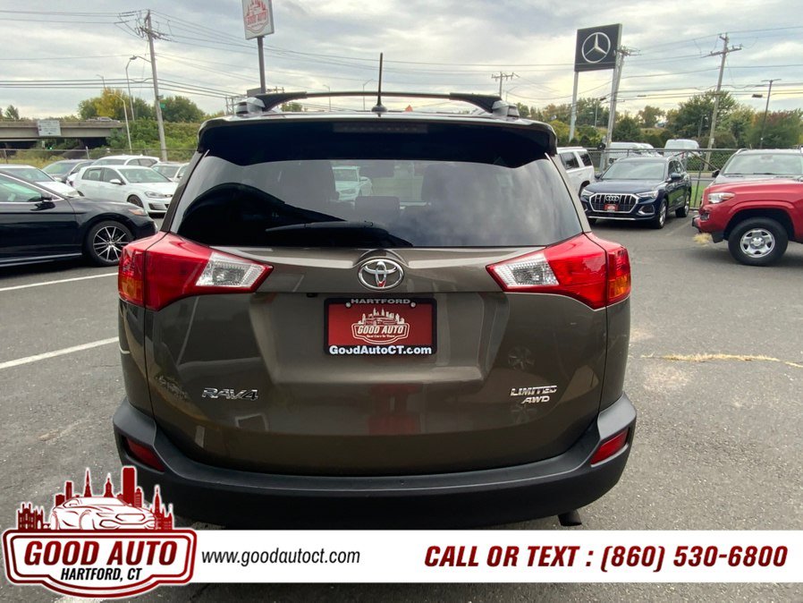 Used 2015 Toyota RAV4 Limited w/ Technology Package AWD/4WD image 17