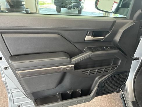 Used 2024 Toyota Tacoma TRD Sport w/ TRD Sport Premium Package AWD/4WD image 13