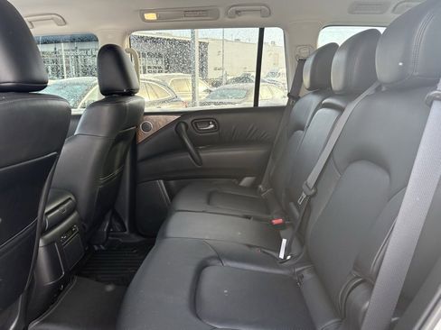 Used 2022 Nissan Armada SL image 16