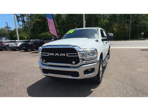 Used 2024 RAM 2500 Big Horn w/ Off Road Package AWD/4WD image 7