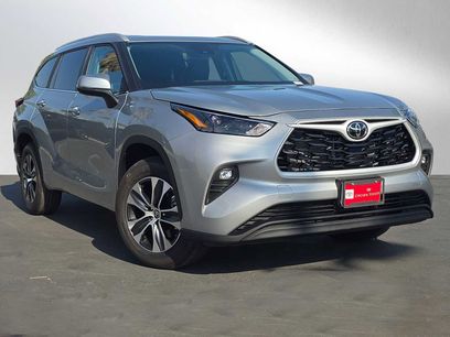 Certified 2025 Toyota Highlander XLE