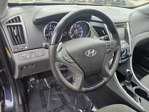 Used 2012 Hyundai Sonata SE w/ Navigation & Sunroof Pkg image 26