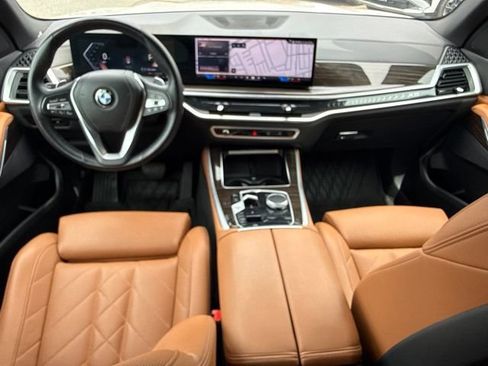 Used 2024 BMW X5 xDrive40i AWD/4WD image 26