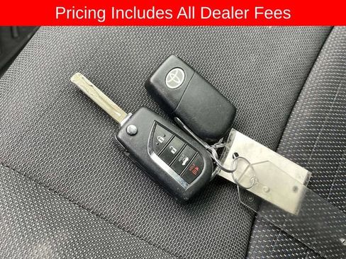 Used 2020 Toyota Corolla SE FWD image 27