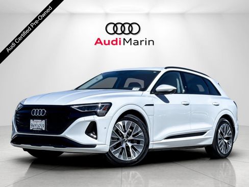 Used 2024 Audi Q8 e-tron Prestige w/ Prestige Package AWD/4WD image 1