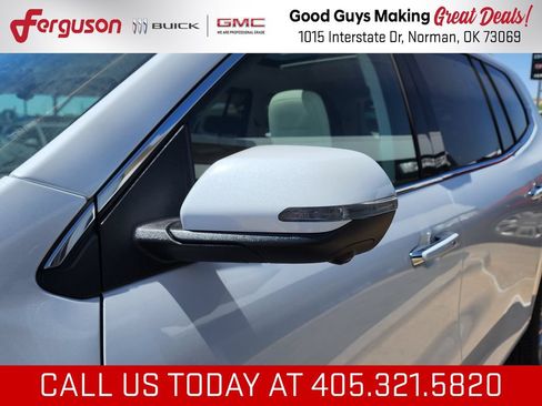 New 2026 GMC Acadia Denali w/ Super Cruise Package FWD image 12