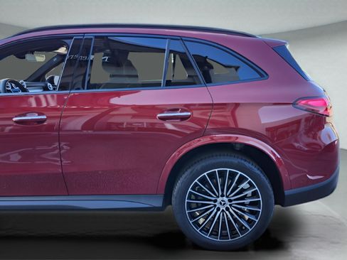 New 2026 Mercedes-Benz GLC 300 image 39