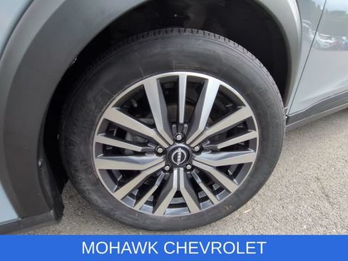 Used 2023 Nissan Kicks SV FWD image 32