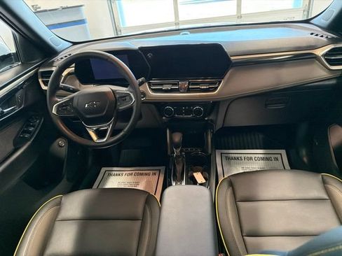 Used 2024 Chevrolet TrailBlazer ACTIV w/ Convenience Package AWD/4WD image 18