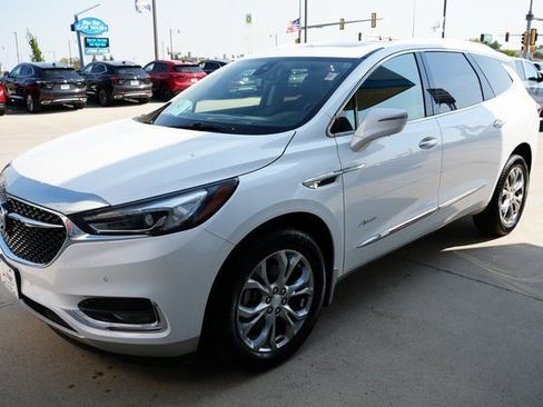 Used 2019 Buick Enclave Avenir w/ Avenir Technology Package image 34
